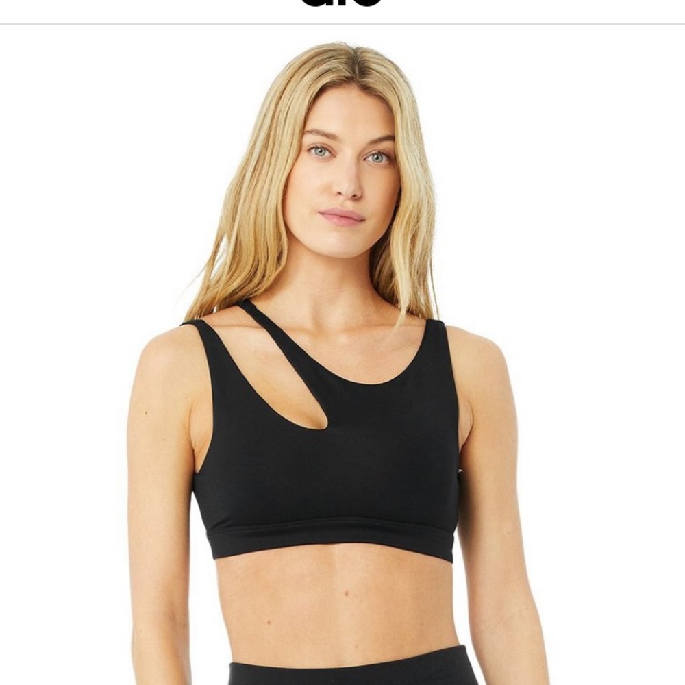 ALO YOGA Peak Bra in Black